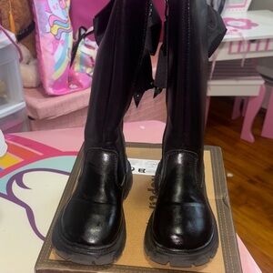 Stylish Black Women's Boots